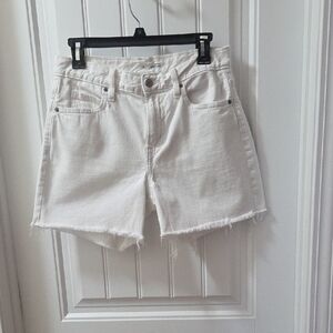 High-Rise Slouchy Straight White Denim Cutoff Shorts with Frayed Hem